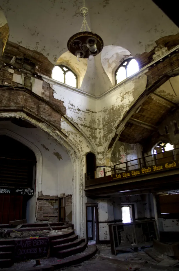 Photographie urbex — urbex-16 — Freely Cook